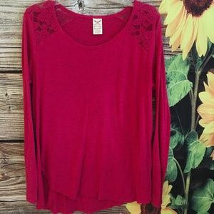 Faded Glory Long Sleeve Tee w/ Lace detail